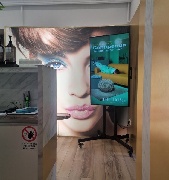 Reteaua Digitala DOOH Indoor - Glow Up